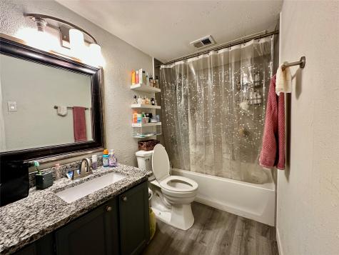 18333 Roehampton Drive Dallas TX 75252