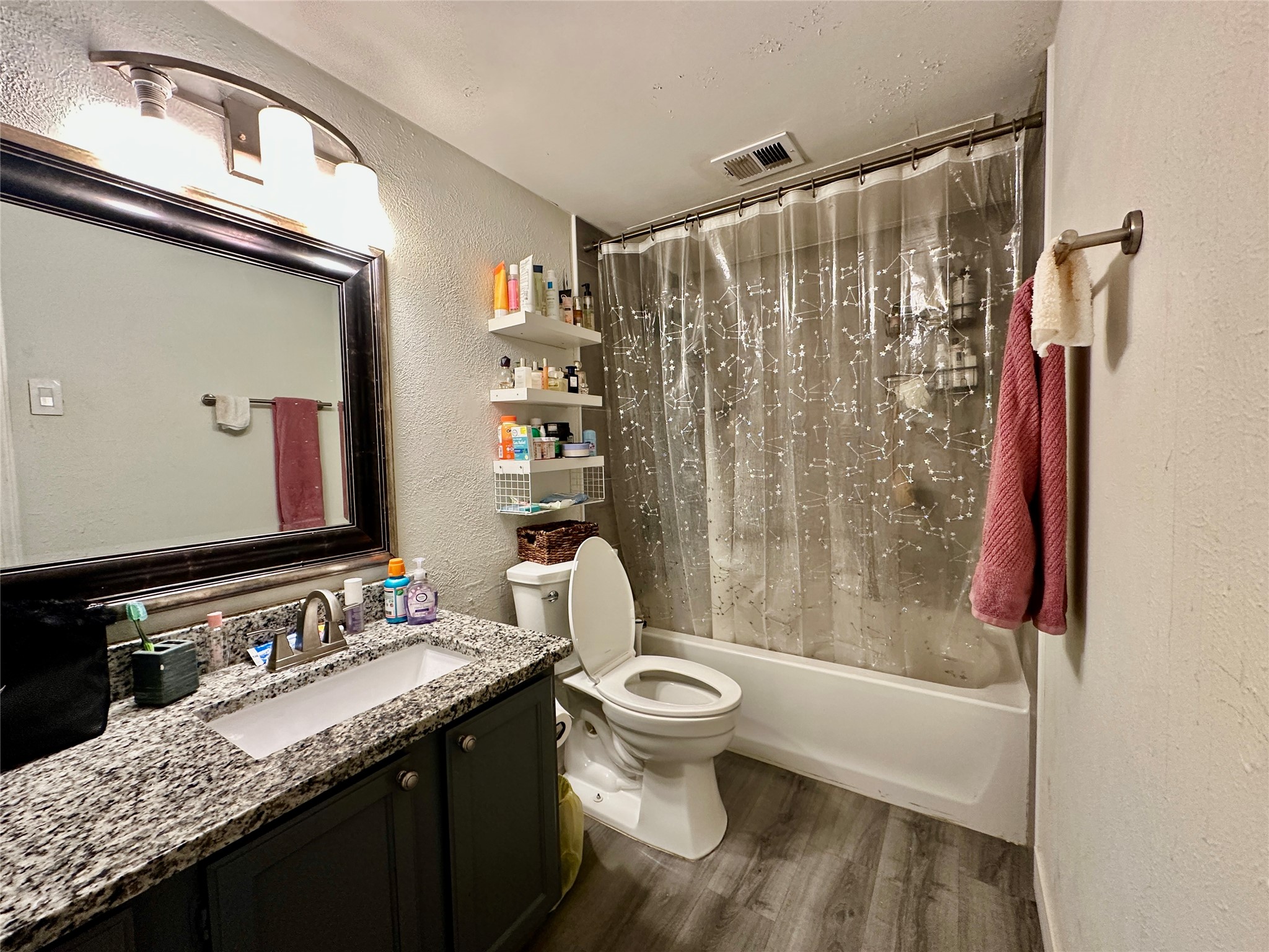 18333 Roehampton Drive Dallas TX 75252