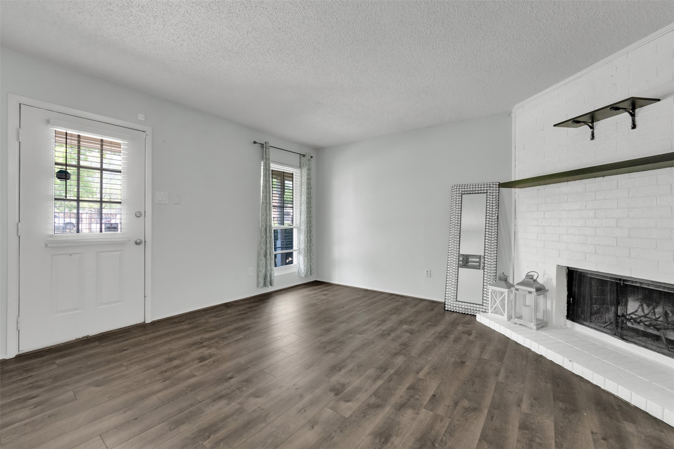 641 Carriagehouse Lane Garland TX 75040