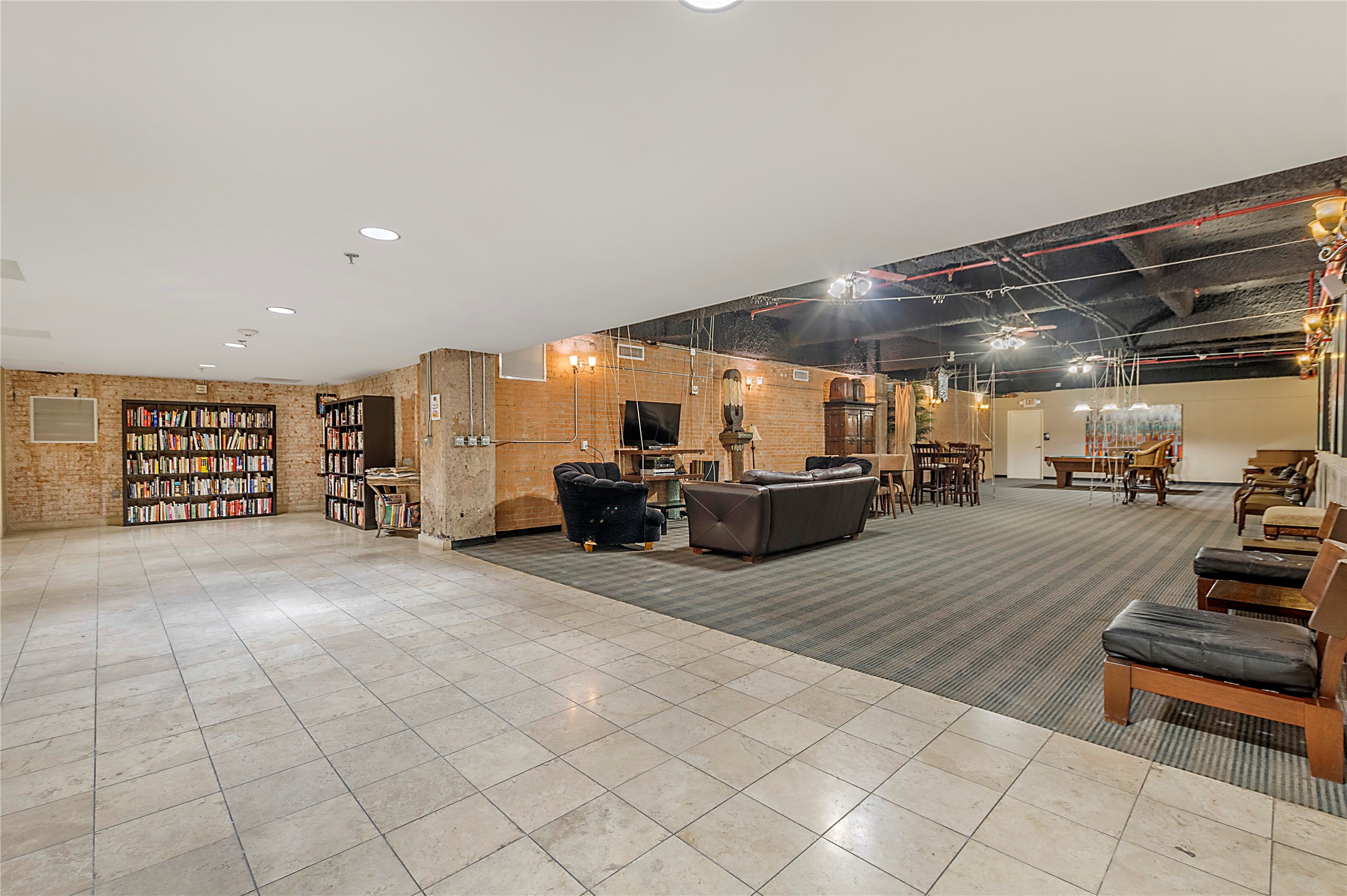 1505 Elm Street Dallas TX 75201