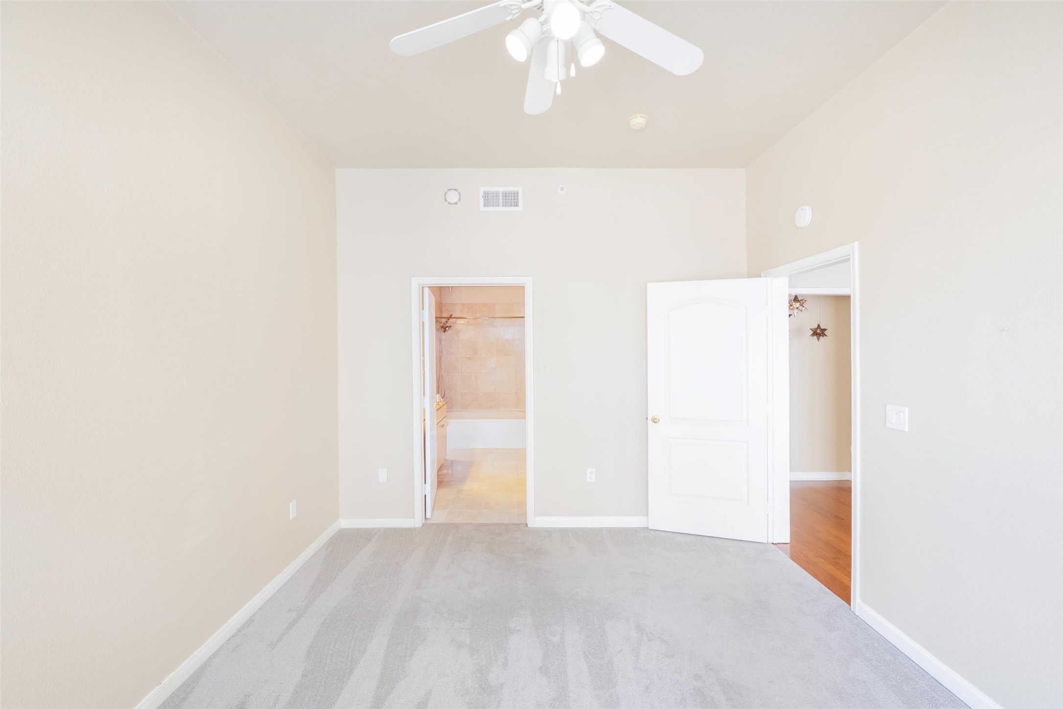 3225 Turtle Creek Boulevard Dallas TX 75219