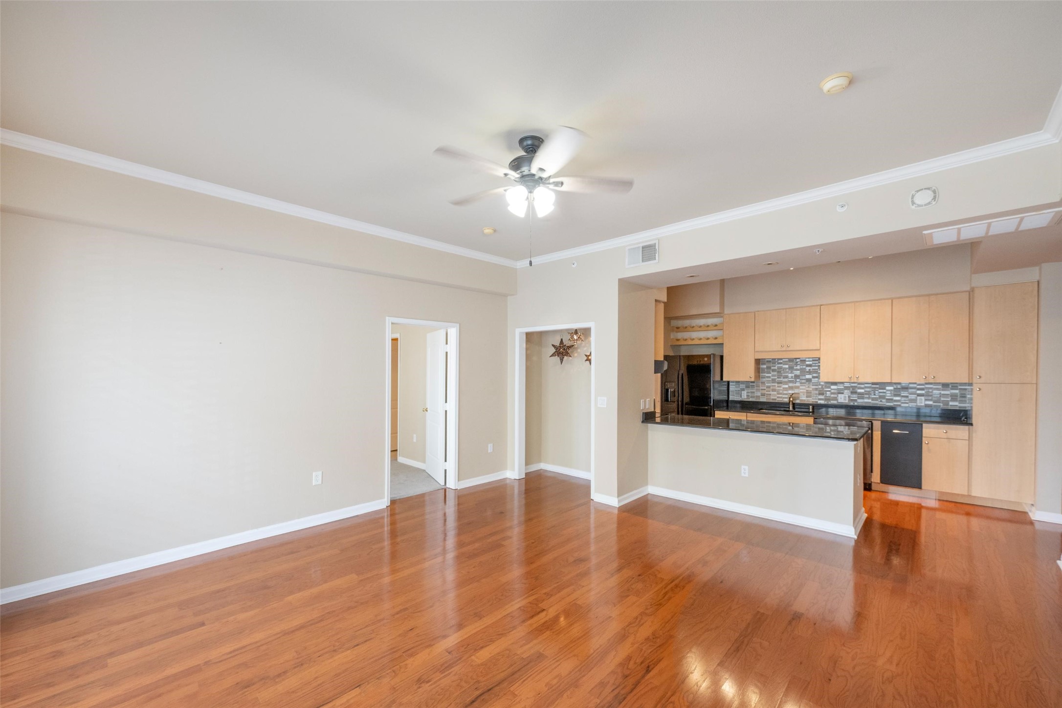 3225 Turtle Creek Boulevard Dallas TX 75219