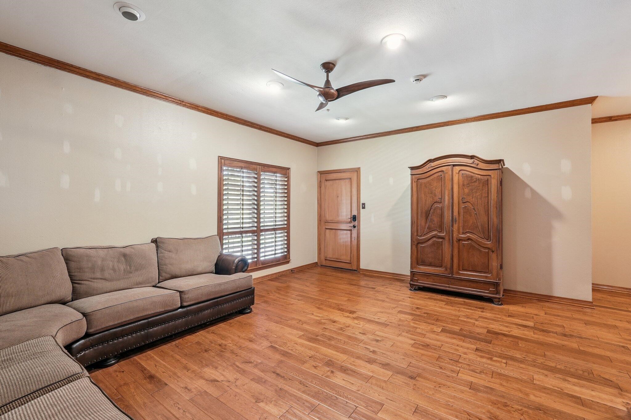 4312 Bellaire Drive S Fort Worth TX 76109