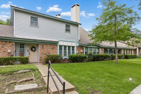 4921 Rollingwood Court Garland TX 75043