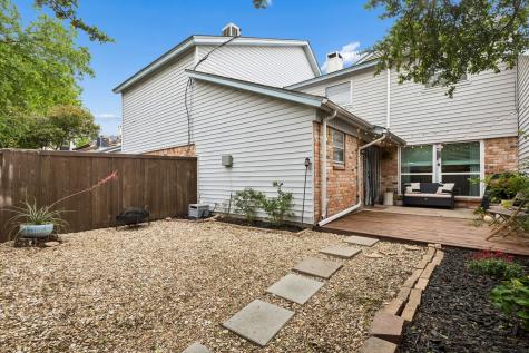 4921 Rollingwood Court Garland TX 75043