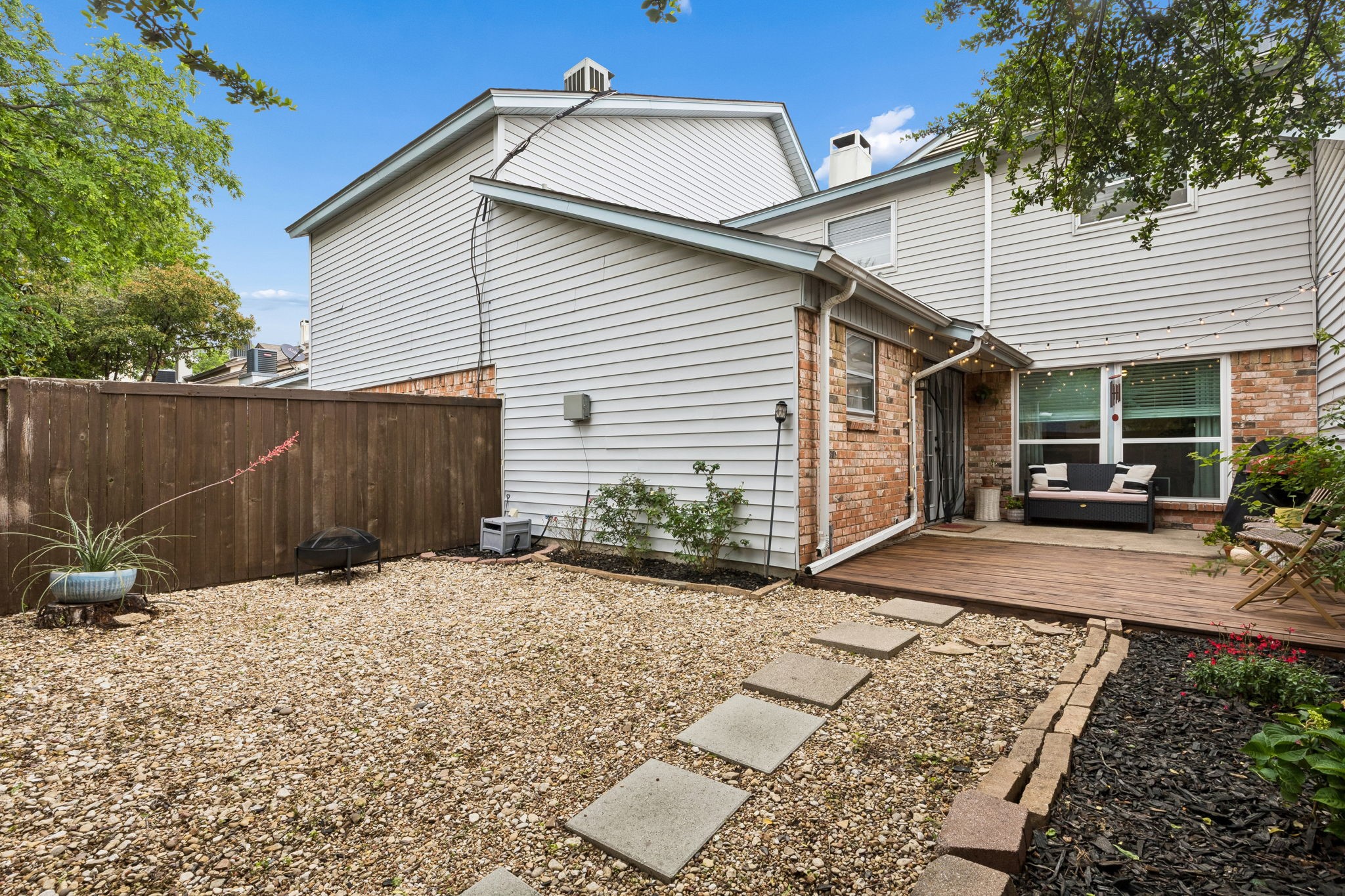 4921 Rollingwood Court Garland TX 75043