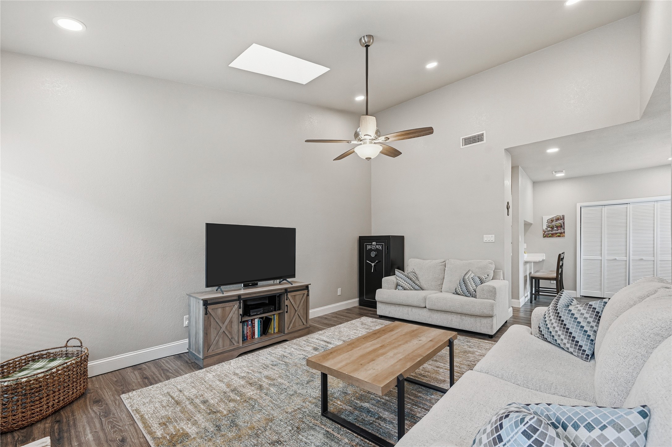 5616 Preston Oaks Road Dallas TX 75254