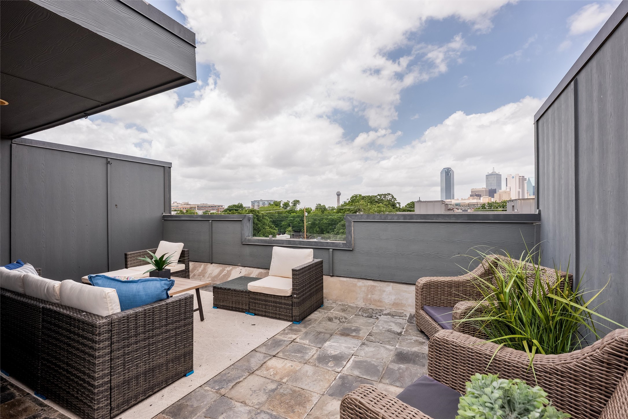 1815 Browder Street Dallas TX 75215