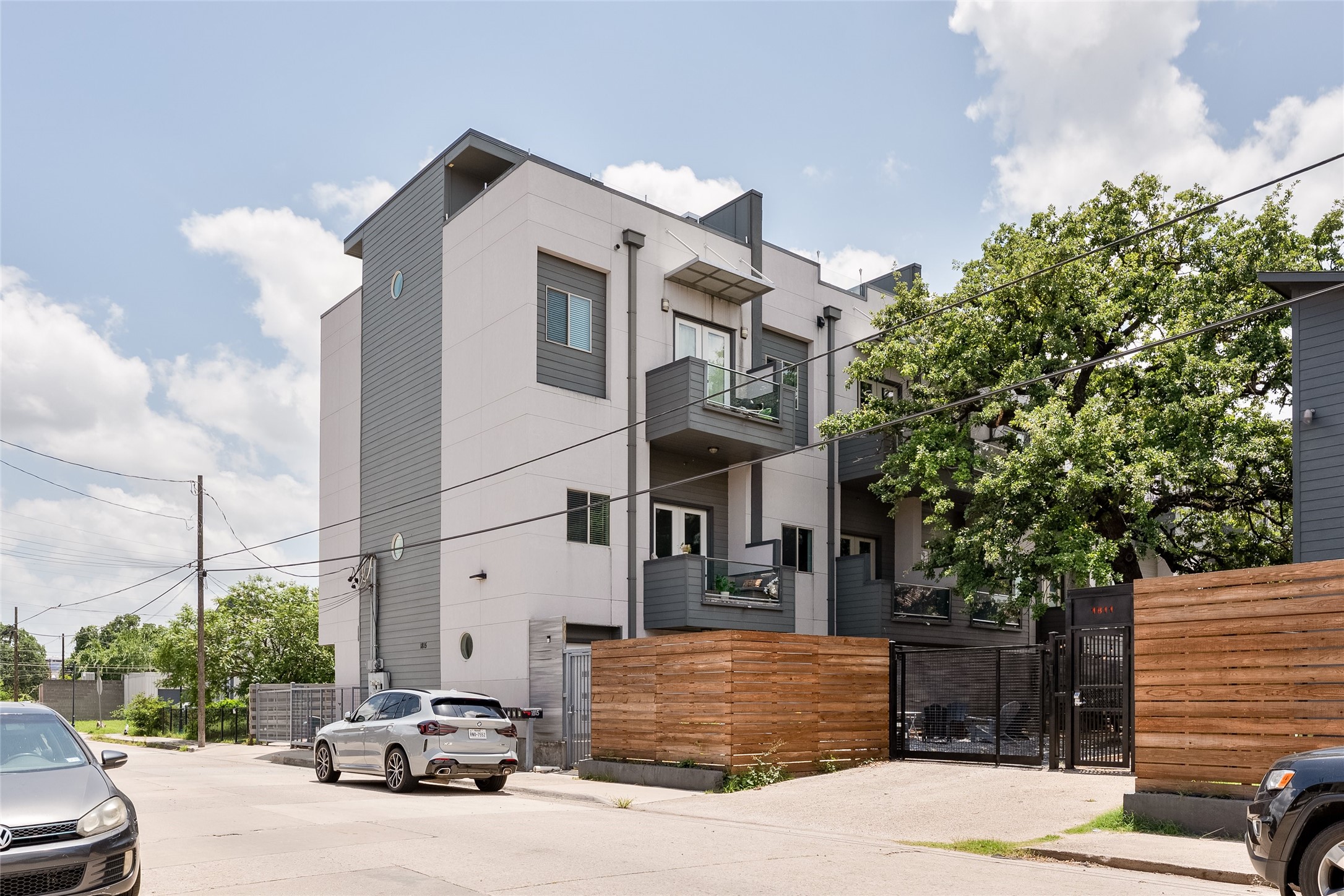 1815 Browder Street Dallas TX 75215