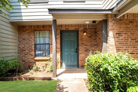 618 W Collins Street Denton TX 76201