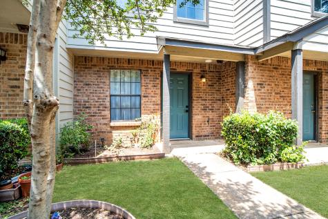 618 W Collins Street Denton TX 76201