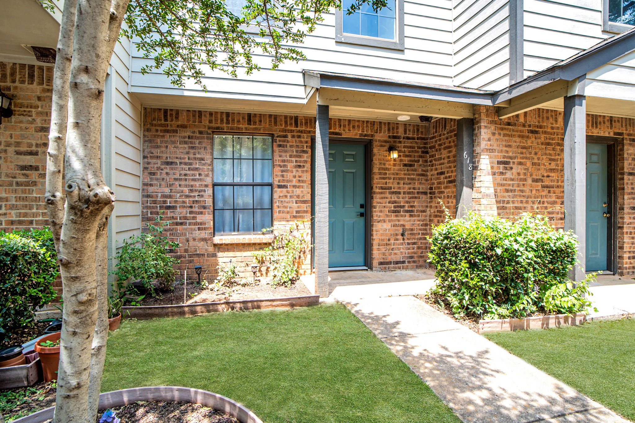 618 W Collins Street Denton TX 76201