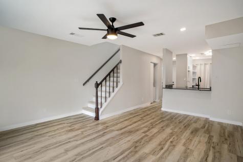 618 W Collins Street Denton TX 76201
