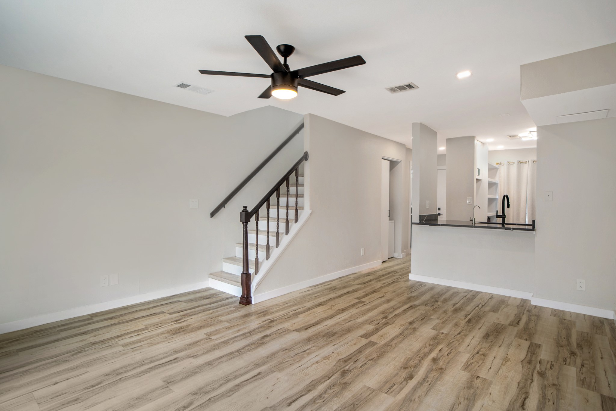 618 W Collins Street Denton TX 76201