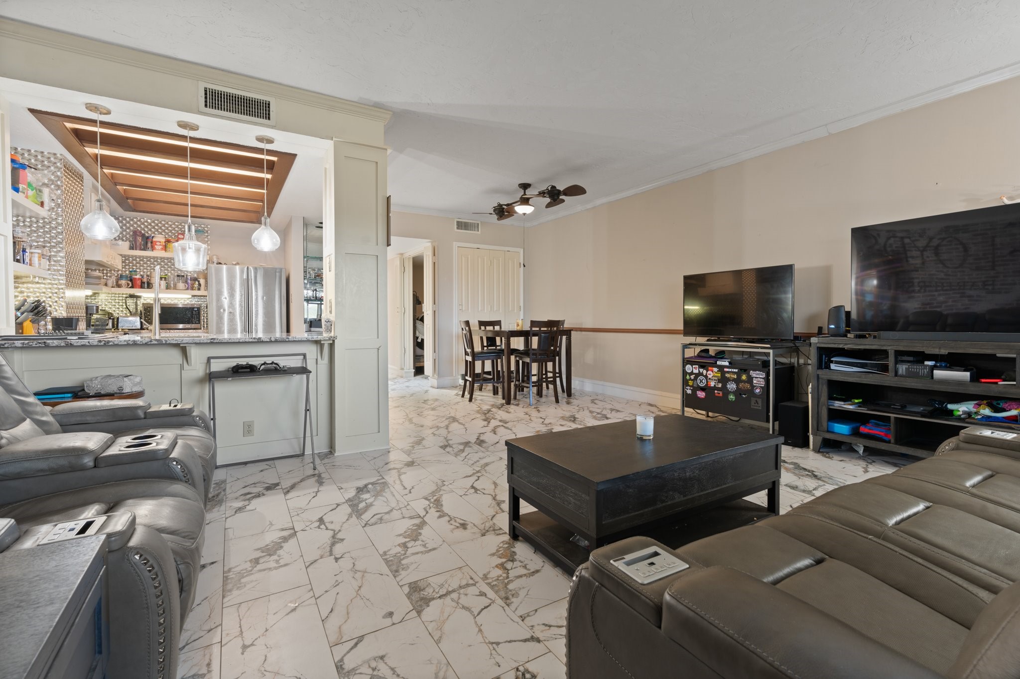 2100 Reflection Bay Drive Arlington TX 76013