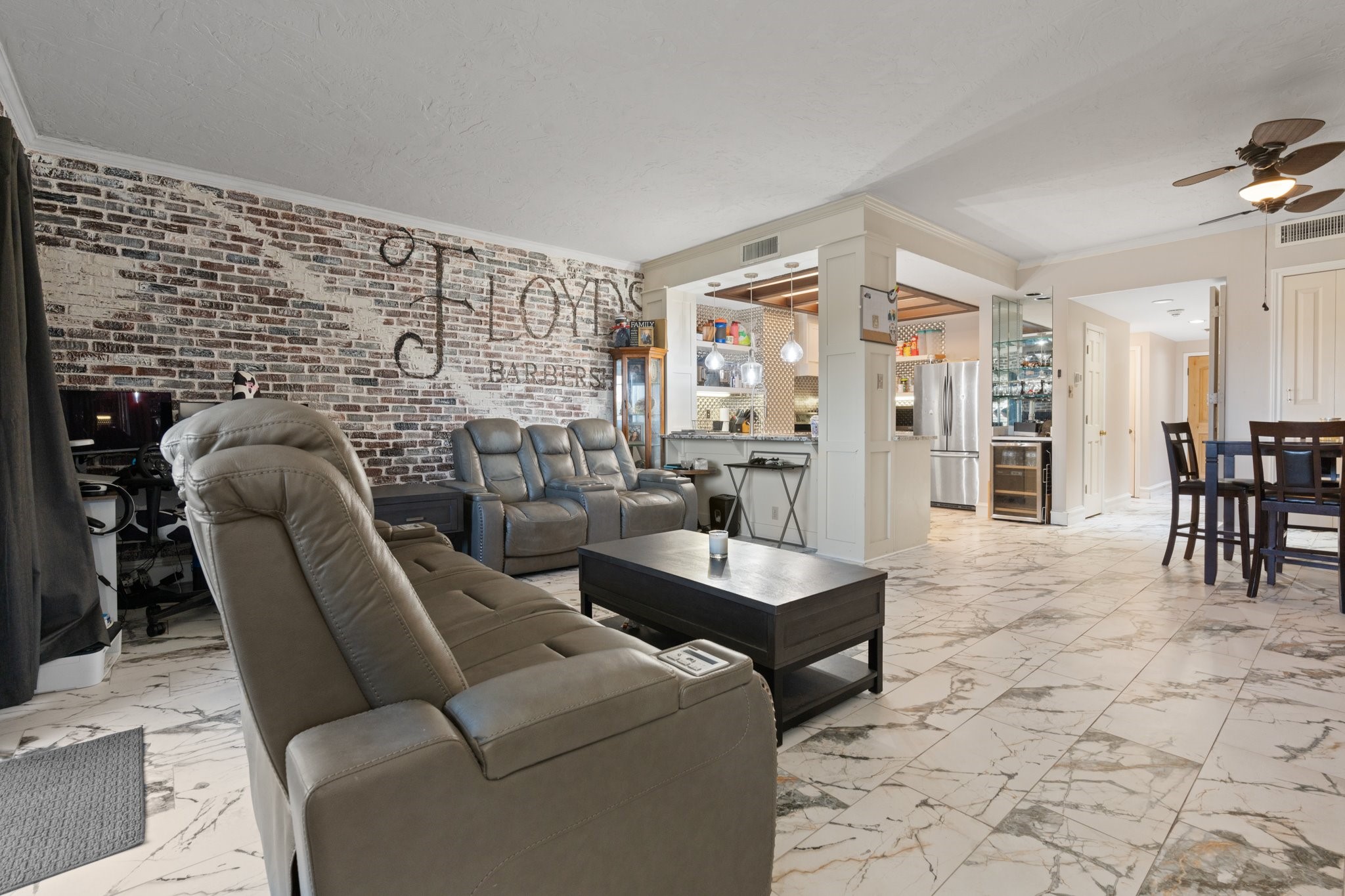 2100 Reflection Bay Drive Arlington TX 76013