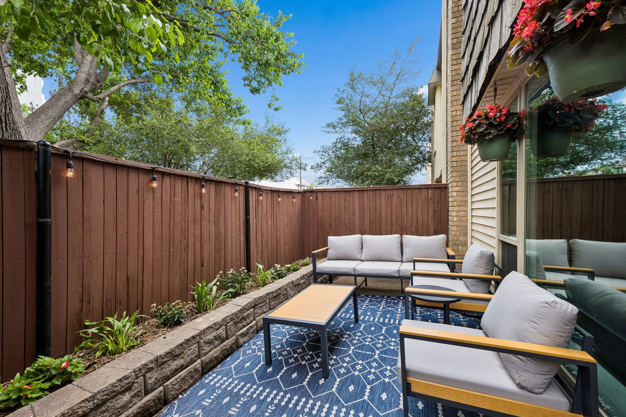 2702 Douglas Avenue Dallas TX 75219