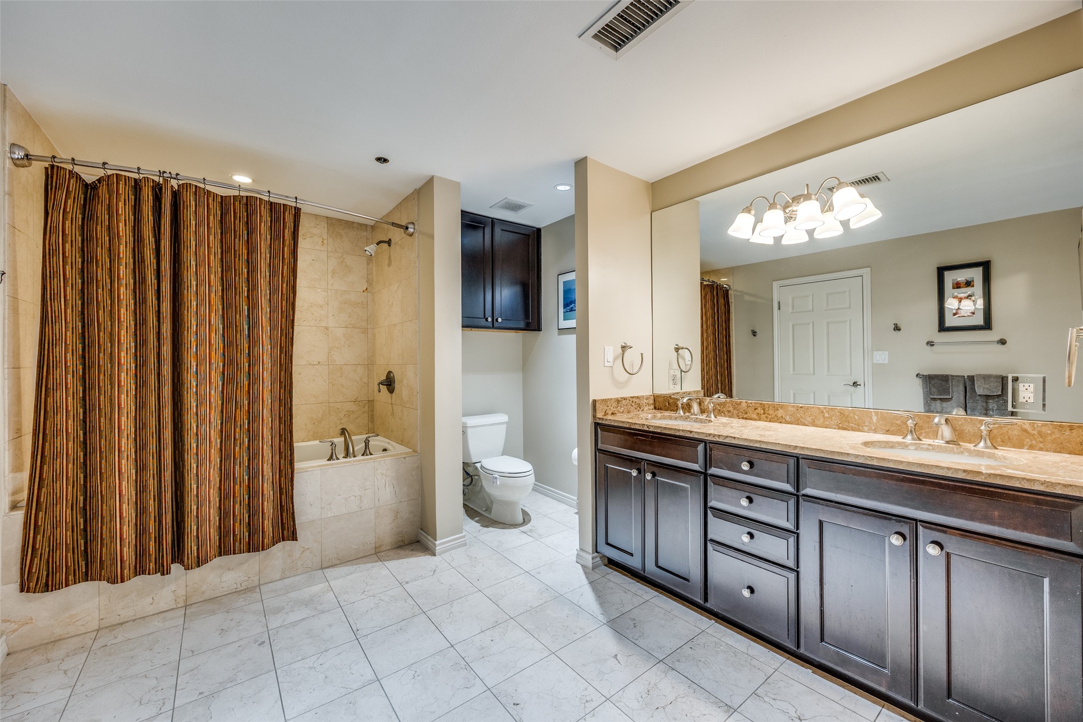 5909 Luther Lane Dallas TX 75225
