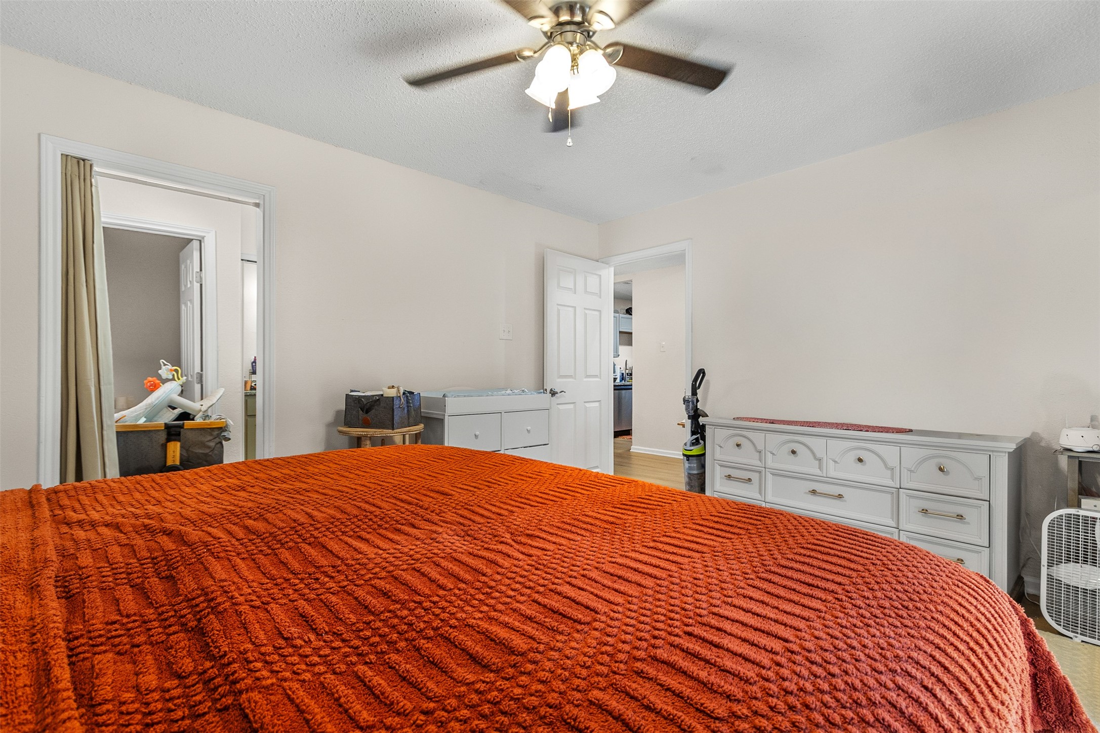 9254 Forest Lane Dallas TX 75243