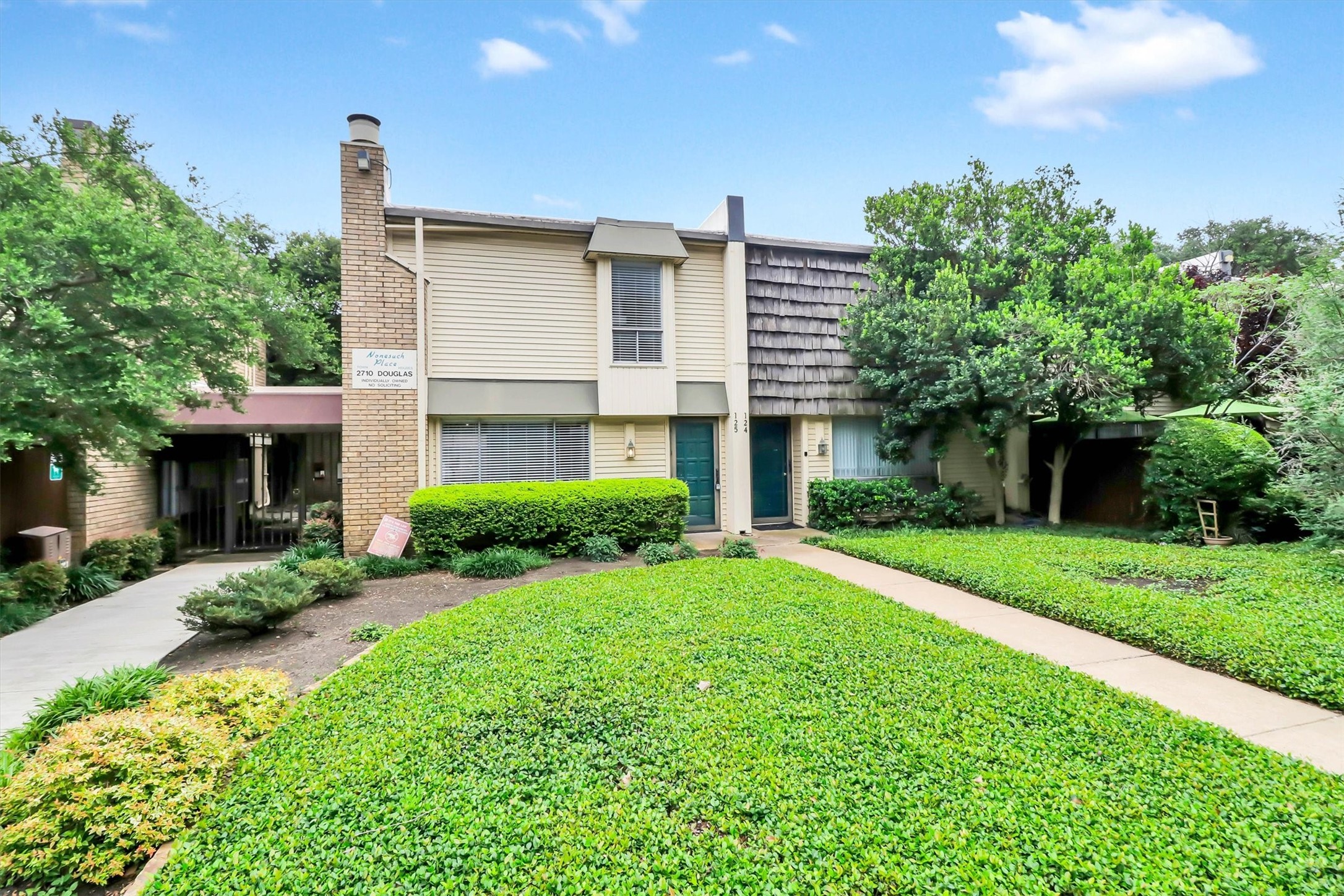 2702 Douglas Avenue Dallas TX 75219