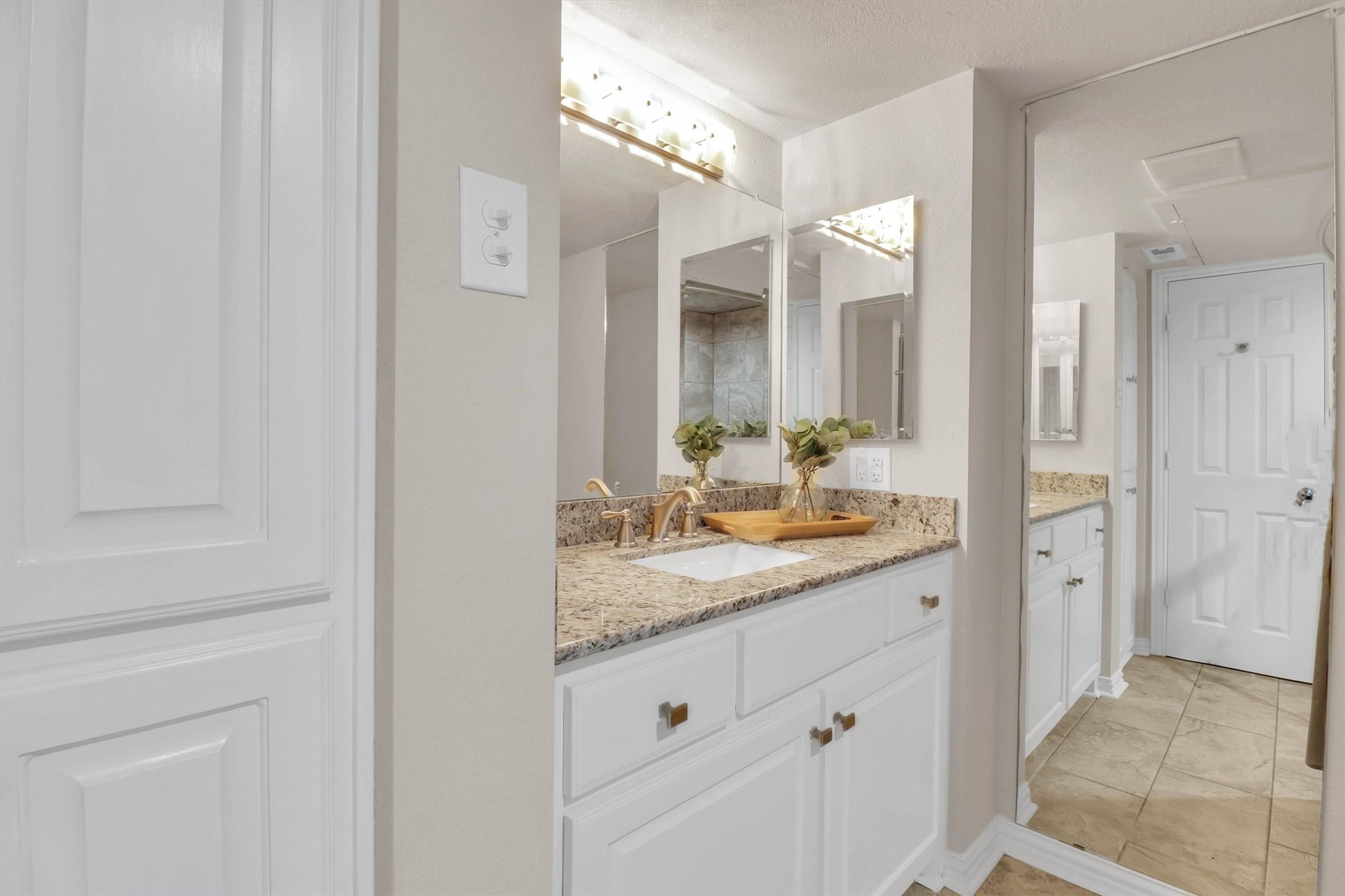 2702 Douglas Avenue Dallas TX 75219