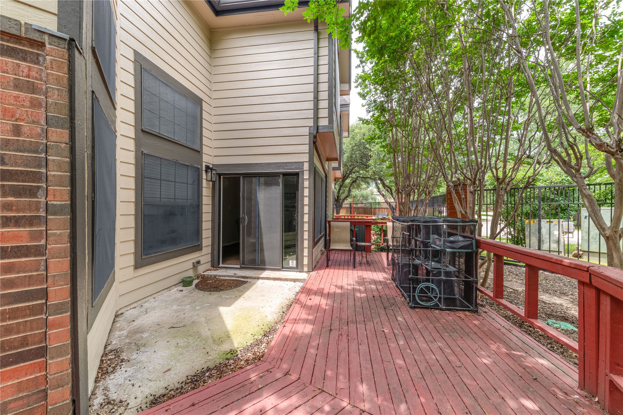 402 Santa Fe Trail Irving TX 75063