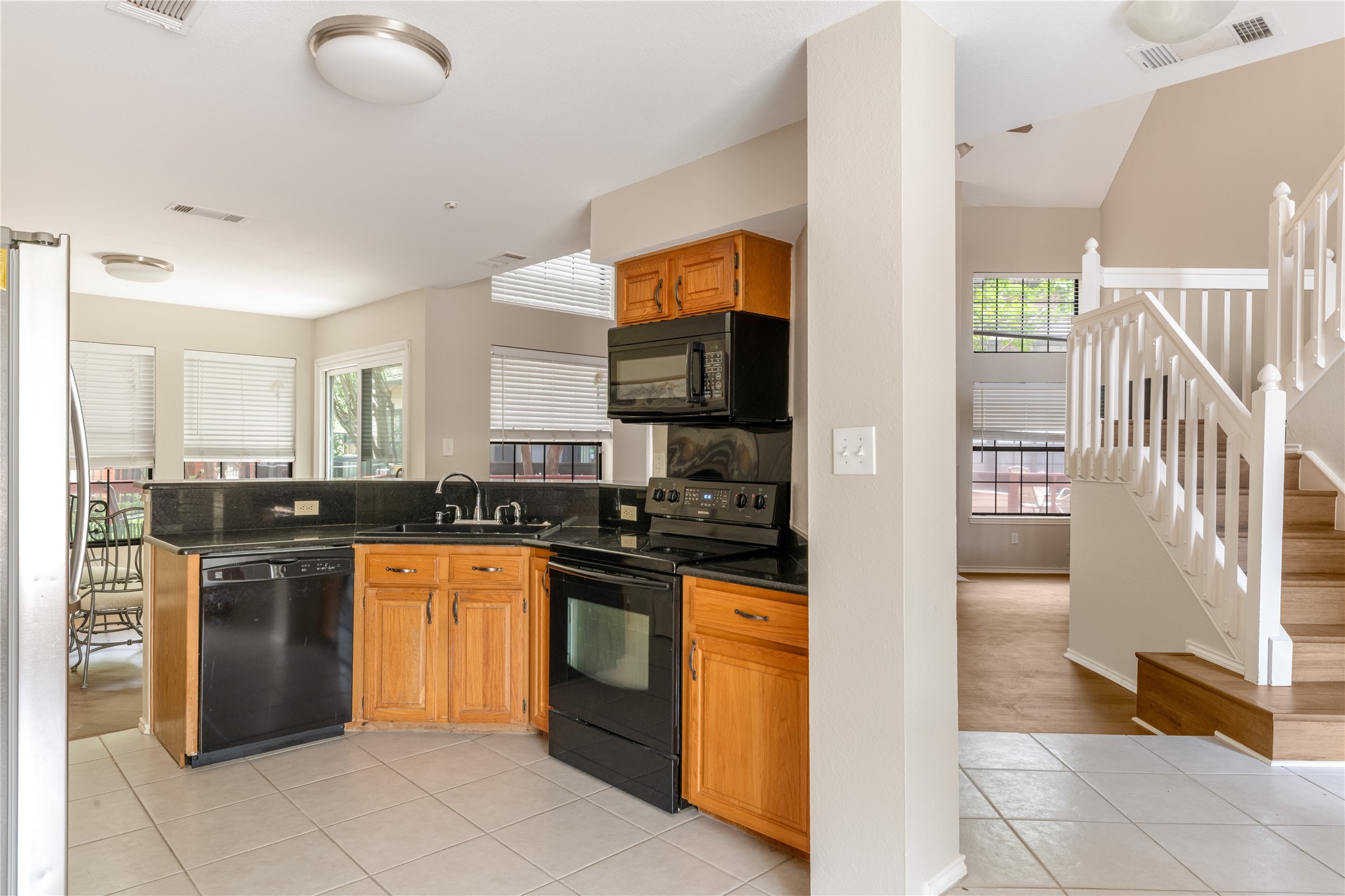 402 Santa Fe Trail Irving TX 75063