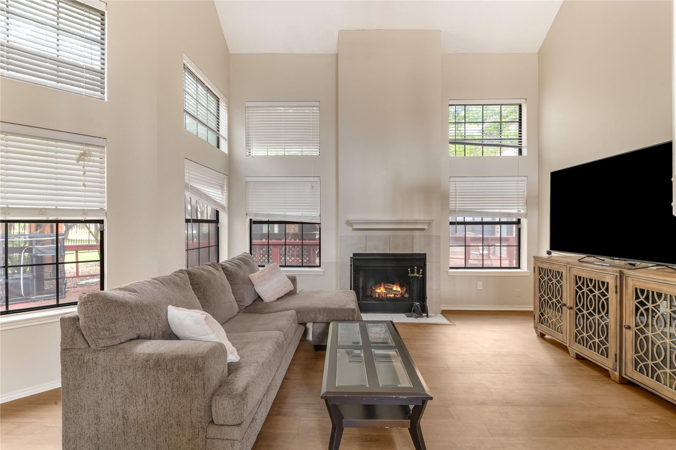 402 Santa Fe Trail Irving TX 75063