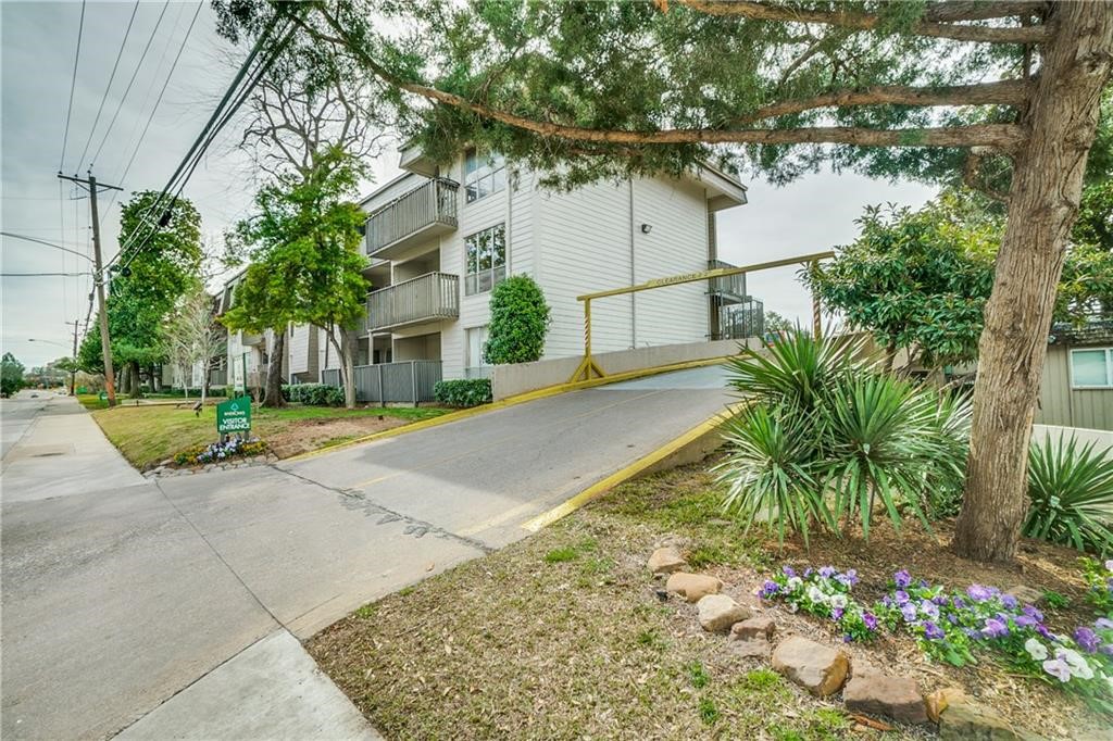 4859 Cedar Springs Road Dallas TX 75219