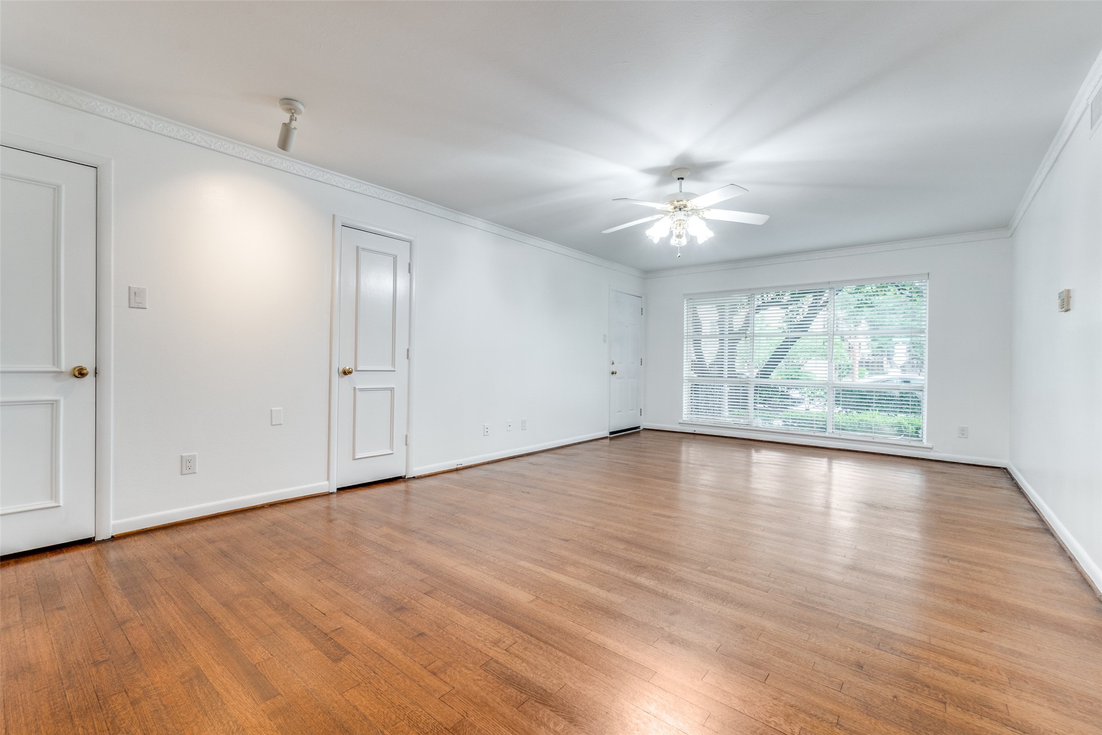 8639 Edgemere Road Dallas TX 75225