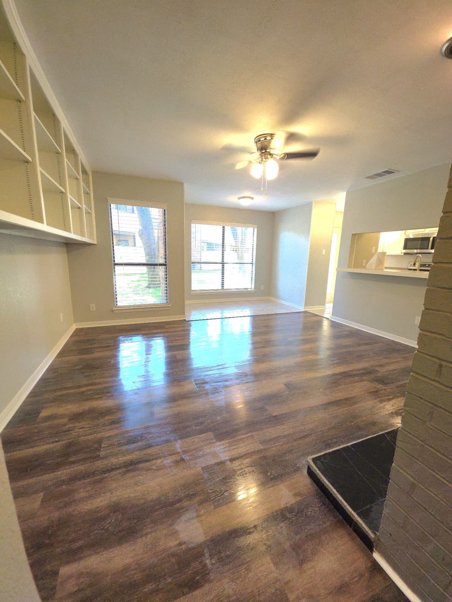 1308 Memory Lane Arlington TX 76011