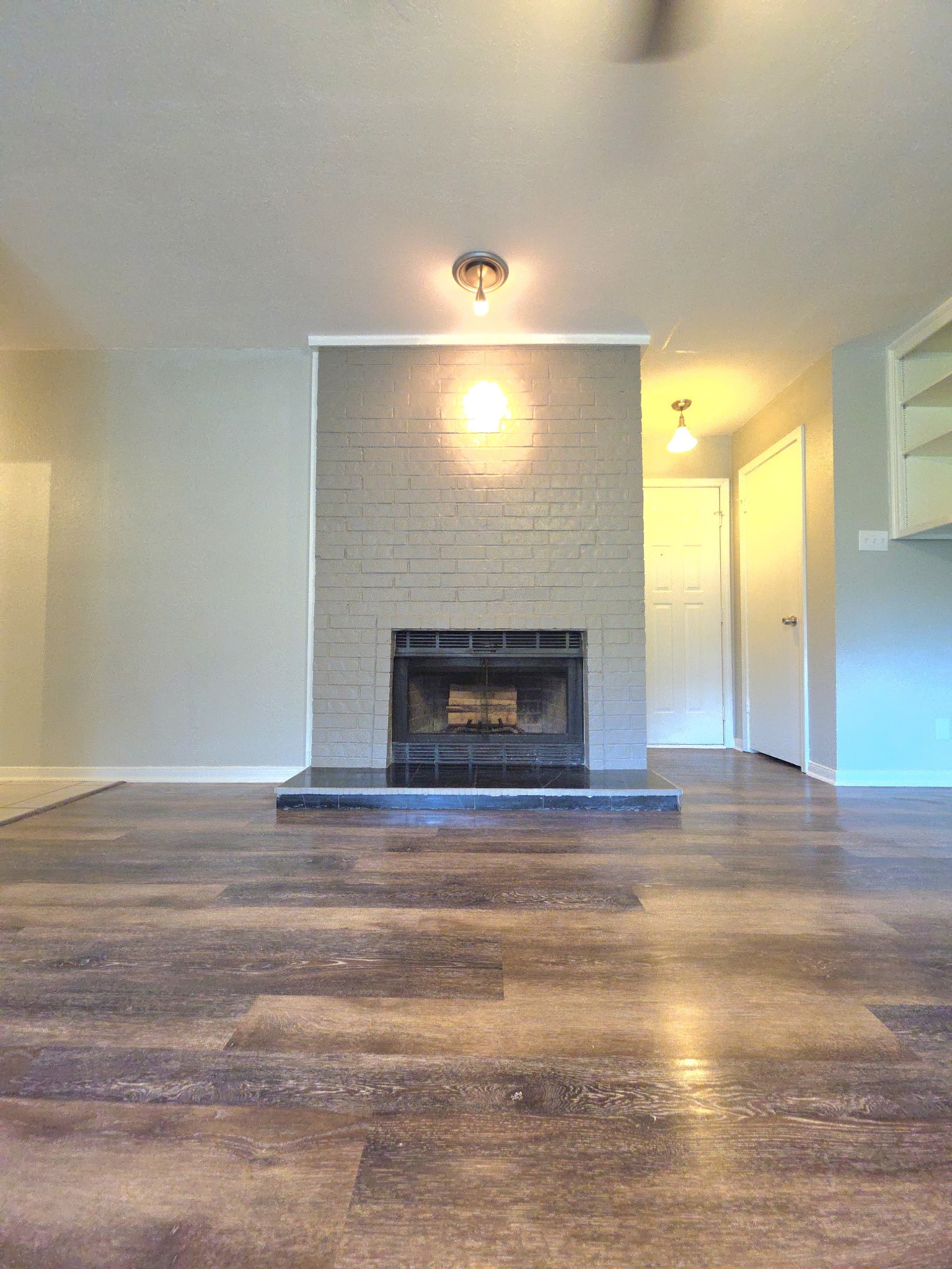 1308 Memory Lane Arlington TX 76011