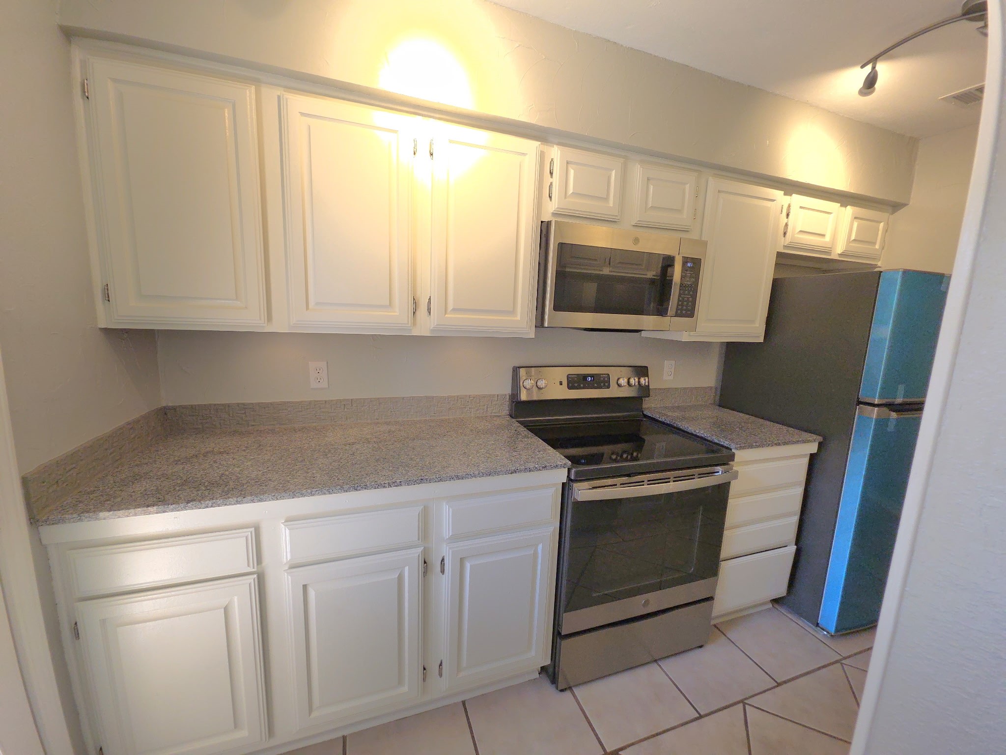 1308 Memory Lane Arlington TX 76011