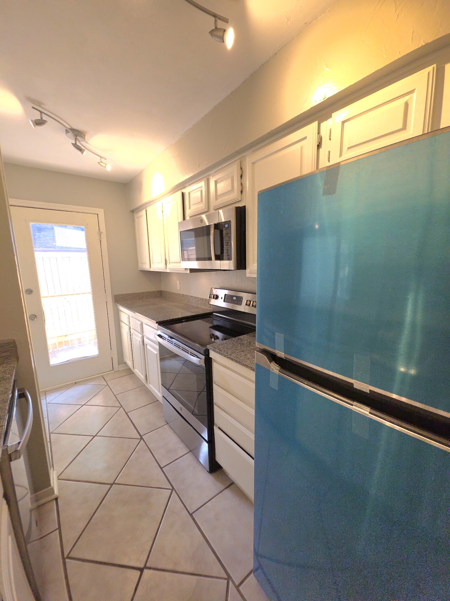 1308 Memory Lane Arlington TX 76011