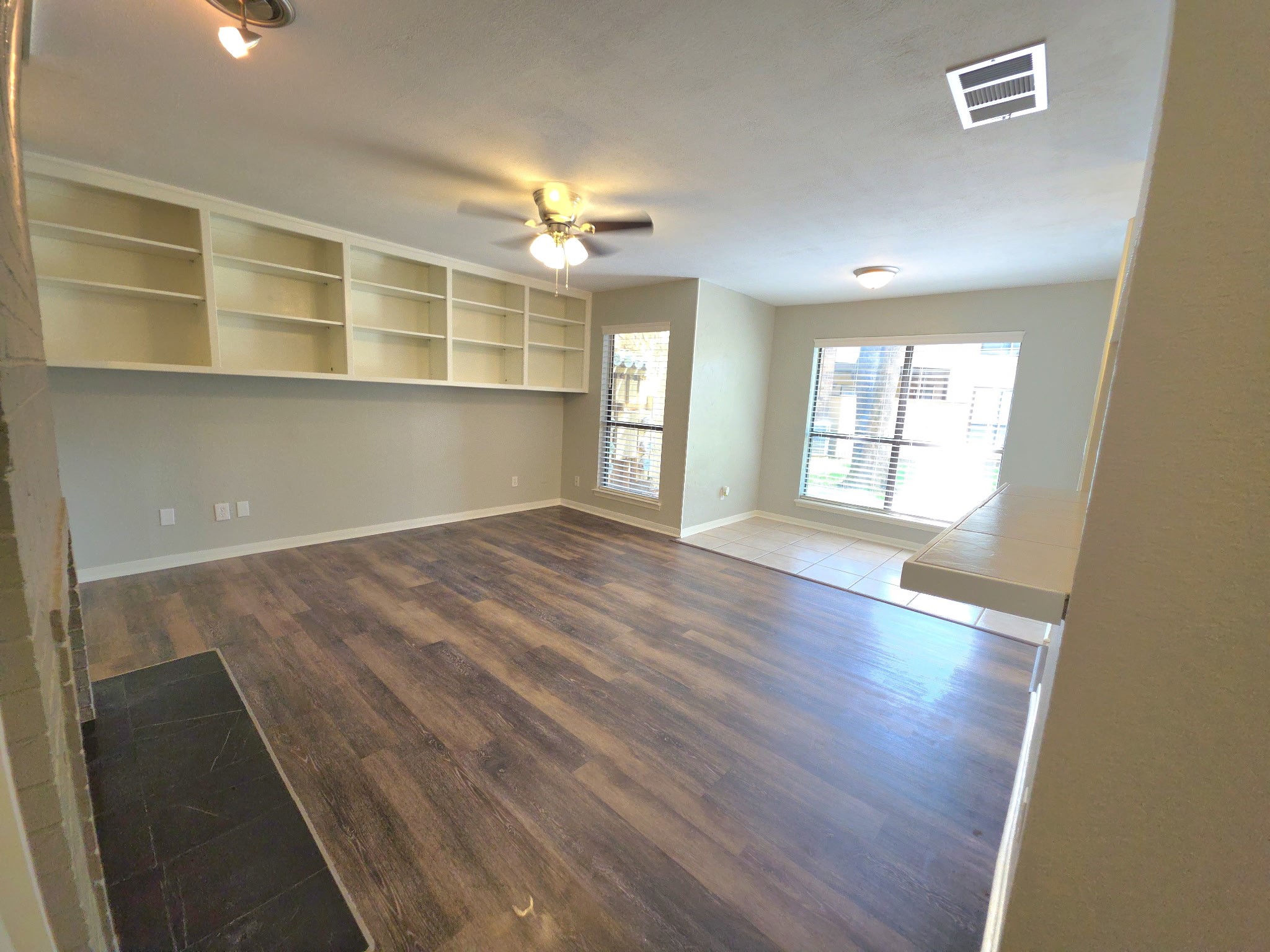 1308 Memory Lane Arlington TX 76011
