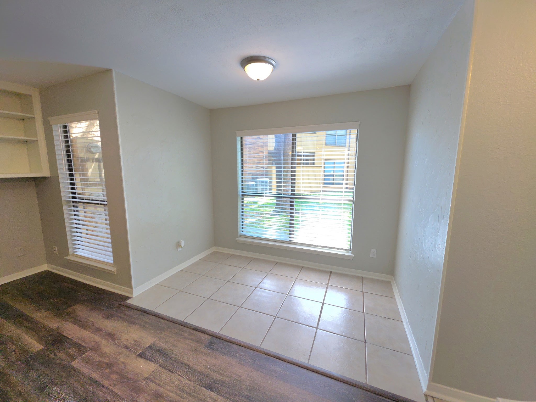1308 Memory Lane Arlington TX 76011