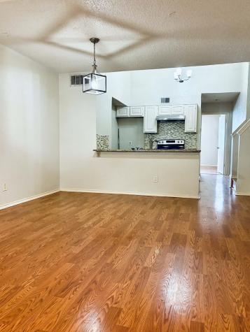 13211 Emily Road Dallas TX 75240