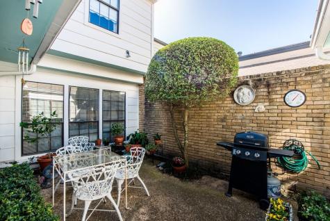7074 Regalview Circle Dallas TX 75248