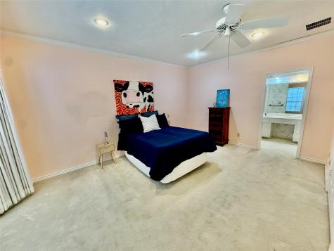 7074 Regalview Circle Dallas TX 75248