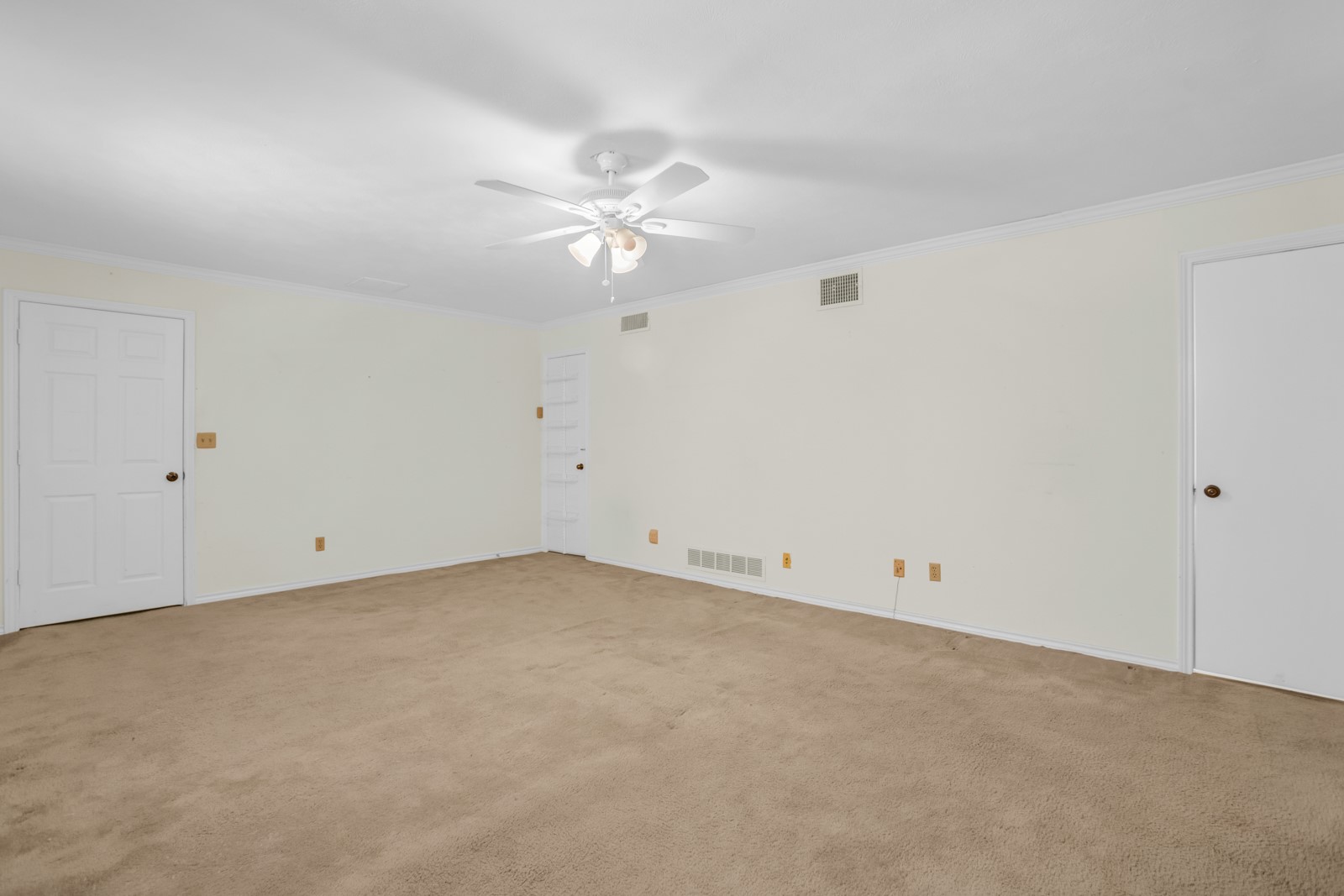 7074 Regalview Circle Dallas TX 75248