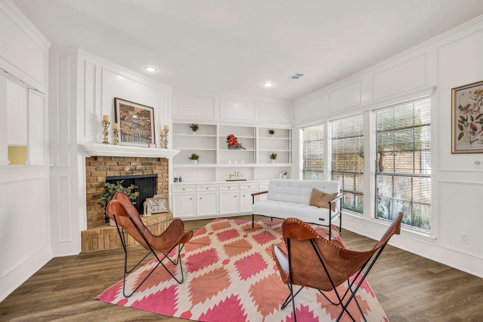 7074 Regalview Circle Dallas TX 75248