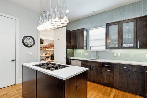 4618 Cedar Springs Road Dallas TX 75219