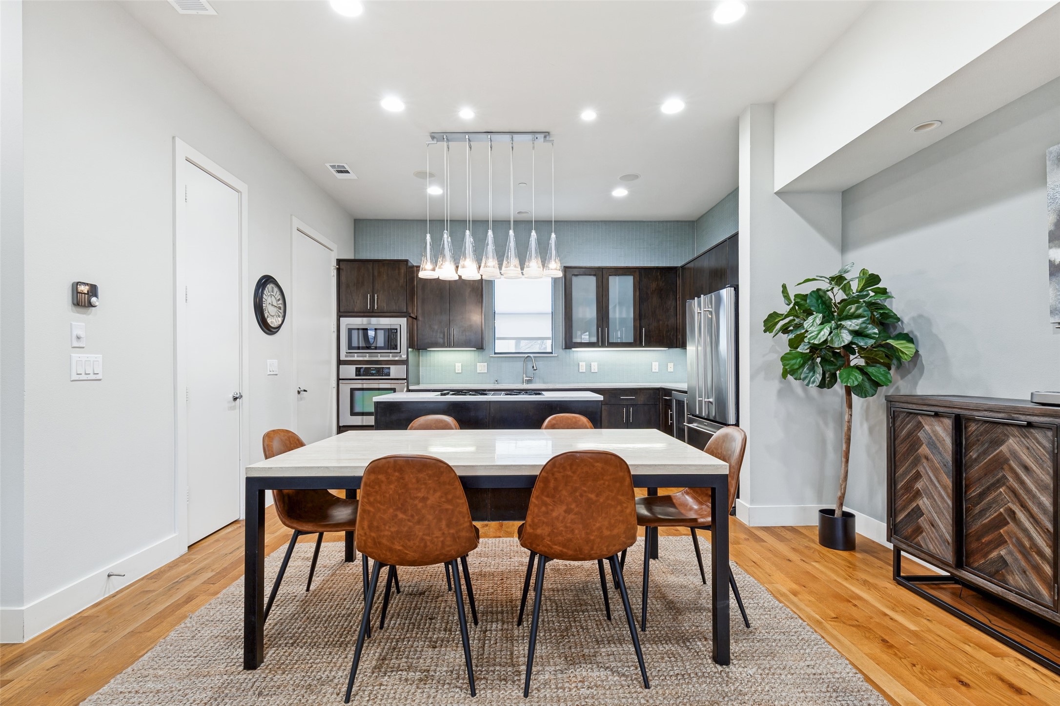 4618 Cedar Springs Road Dallas TX 75219