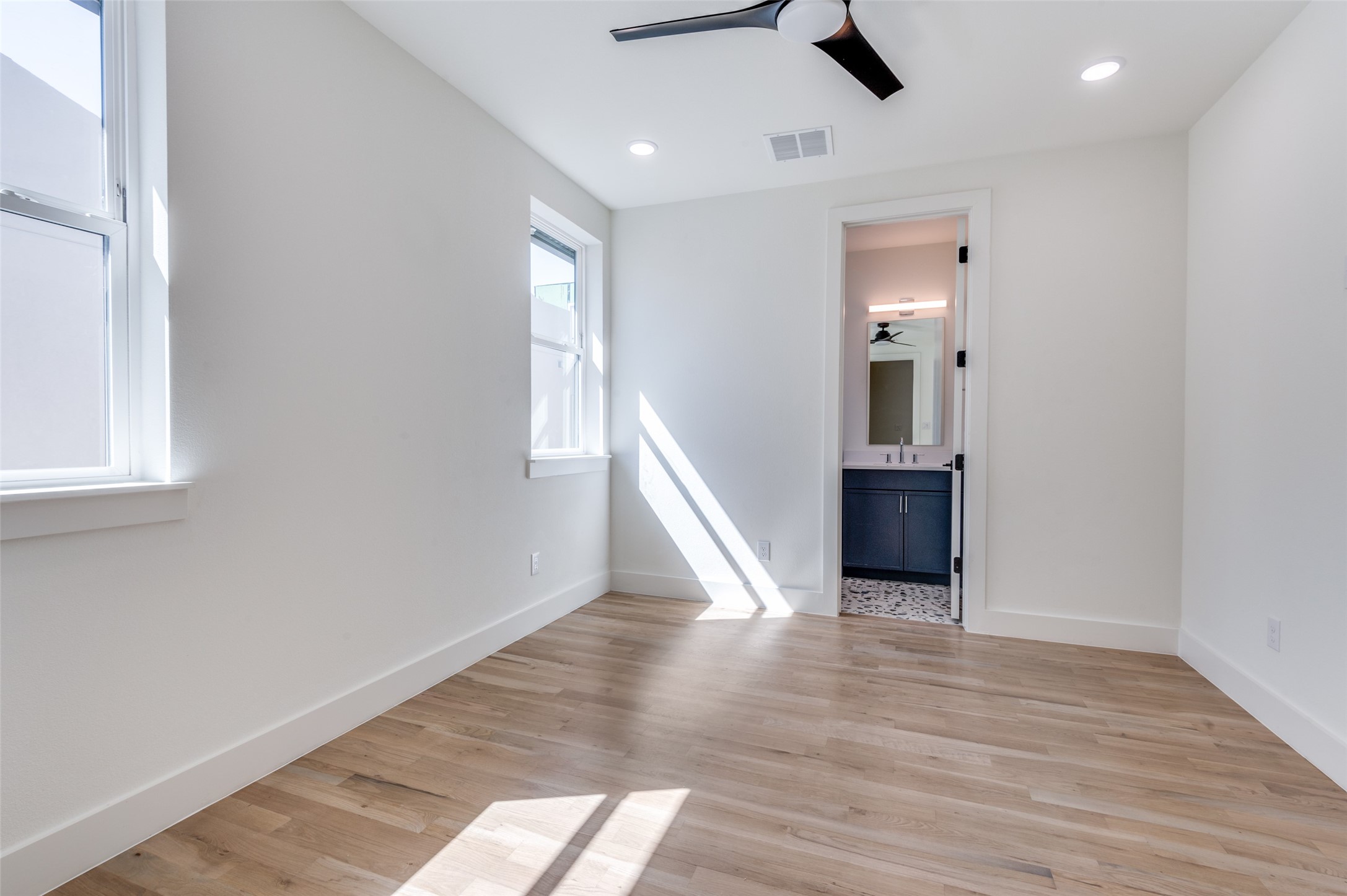 2908 Hawthorne Avenue Dallas TX 75219