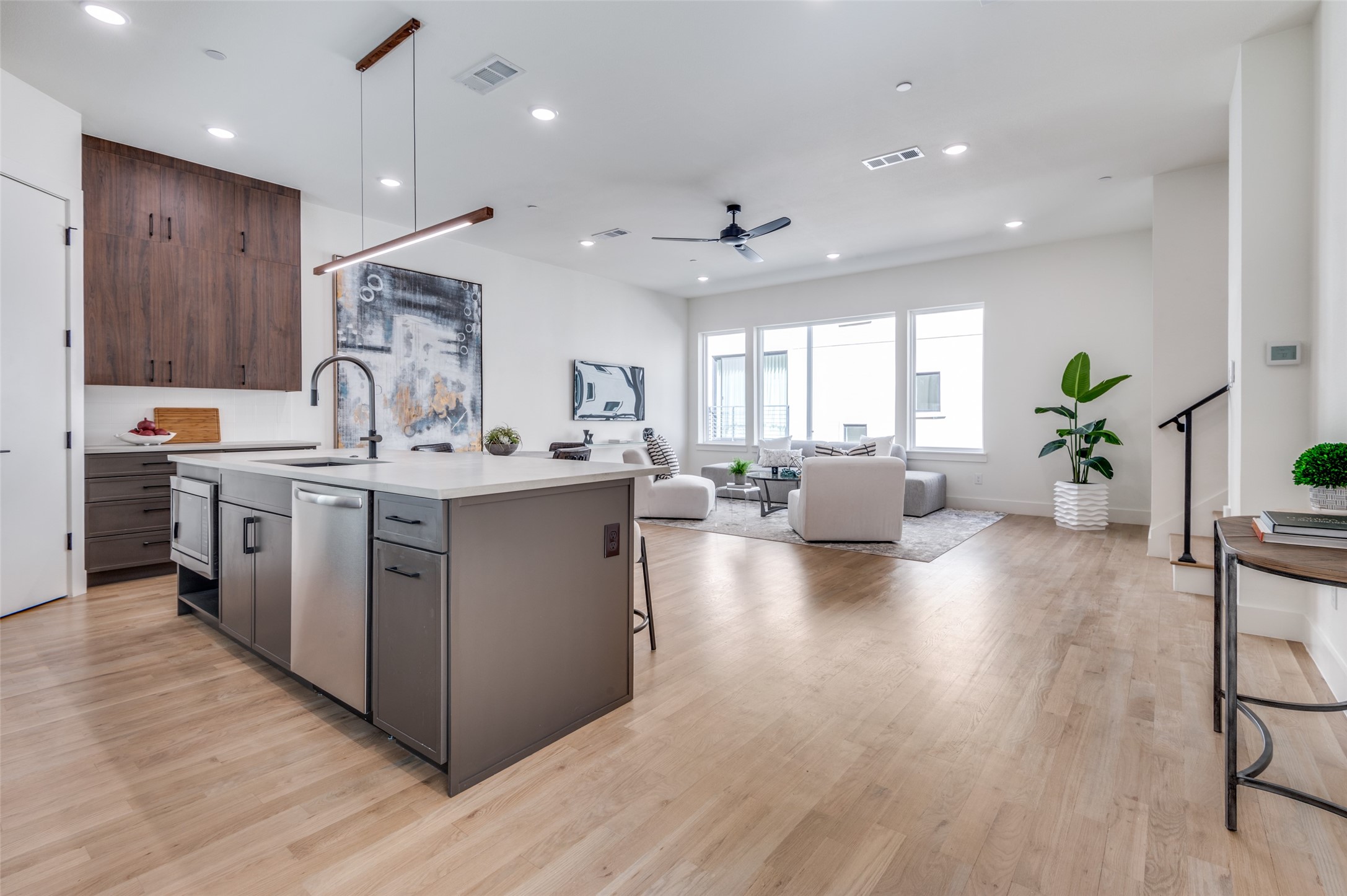 2908 Hawthorne Avenue Dallas TX 75219