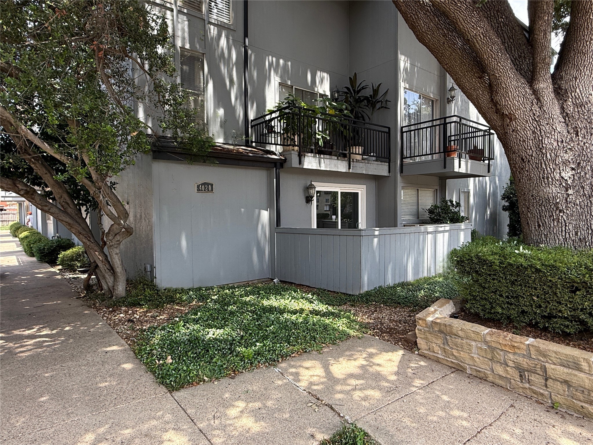 4020 Holland Avenue Dallas TX 75219