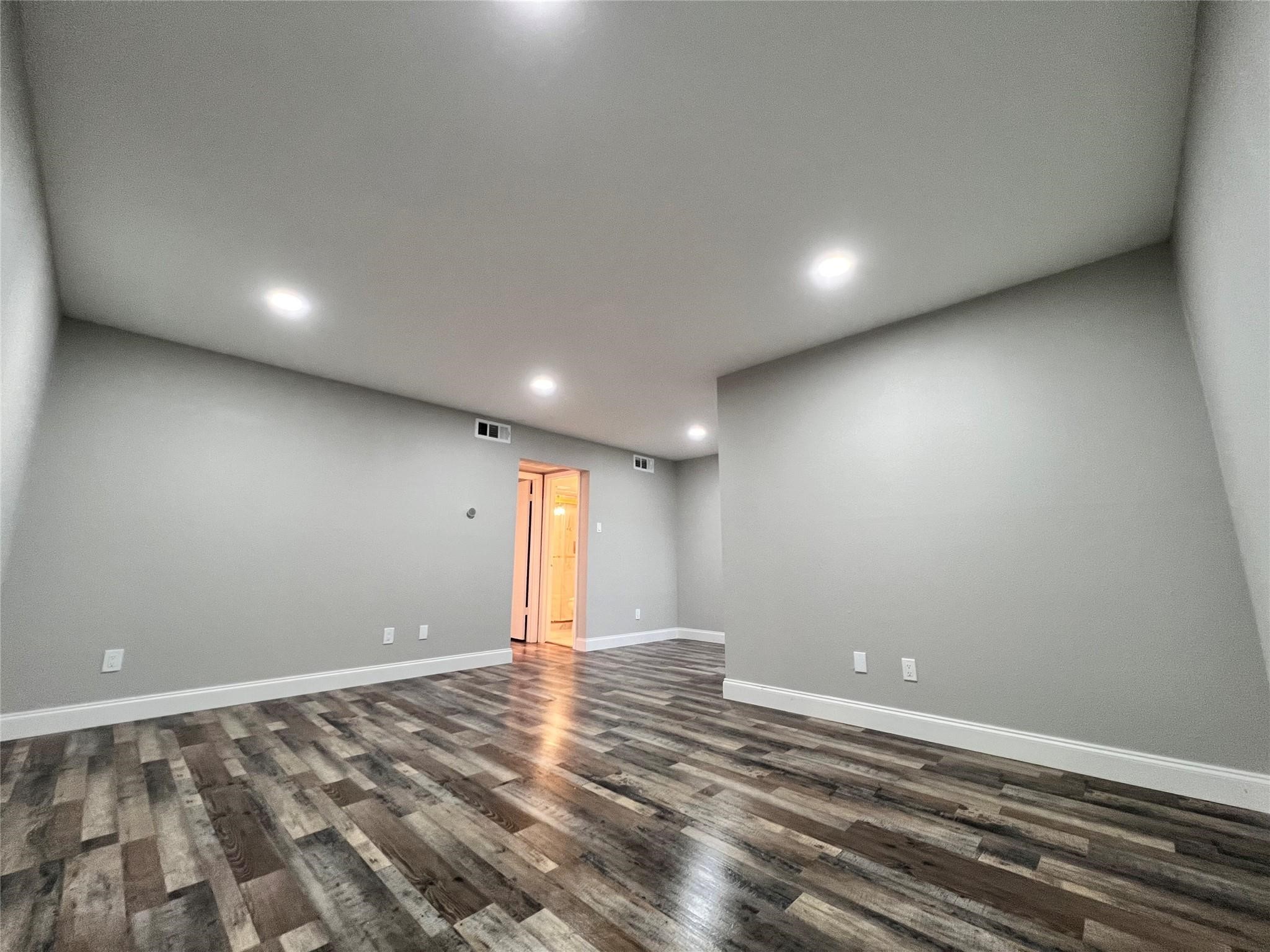 4020 Holland Avenue Dallas TX 75219