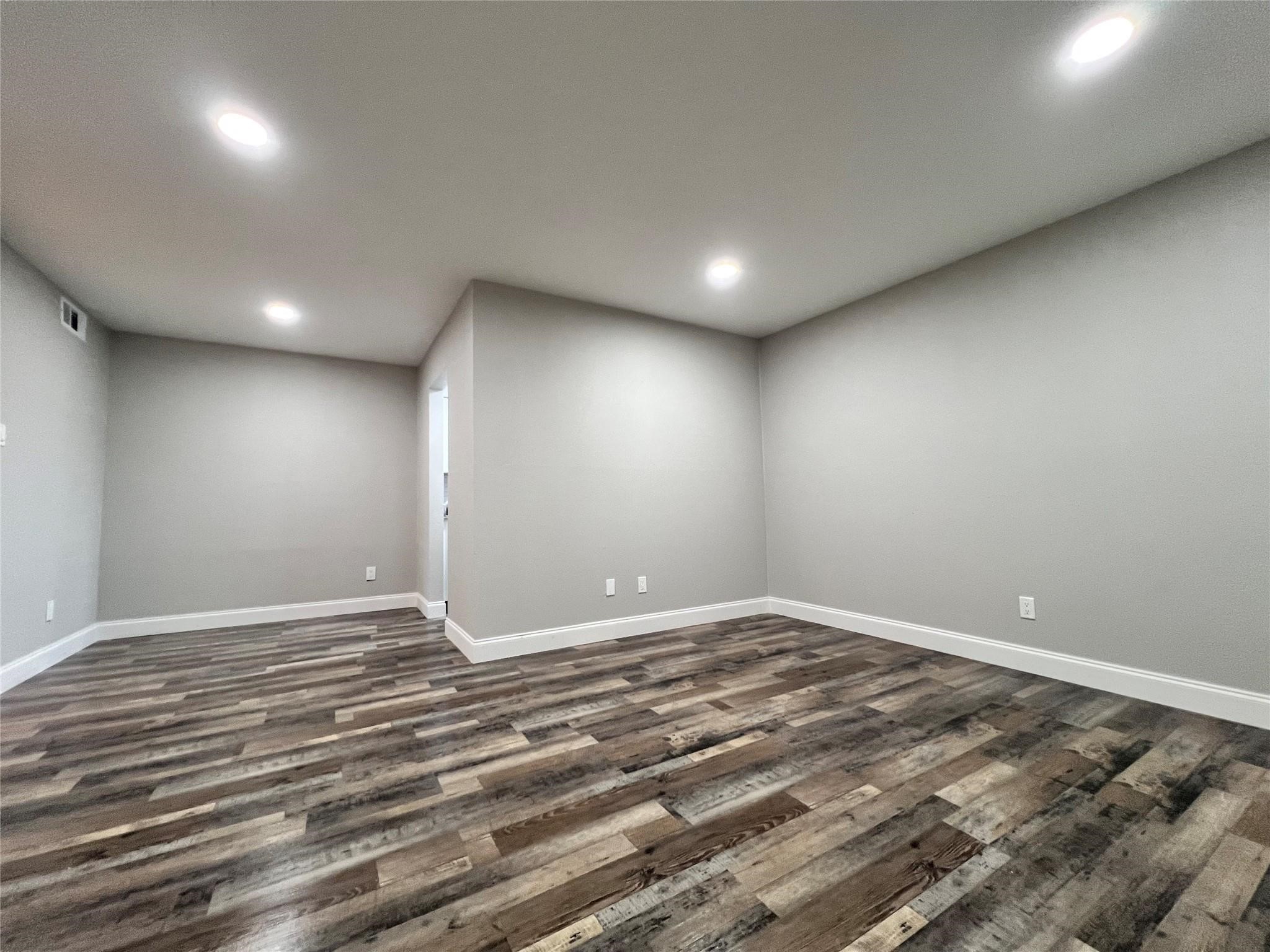 4020 Holland Avenue Dallas TX 75219
