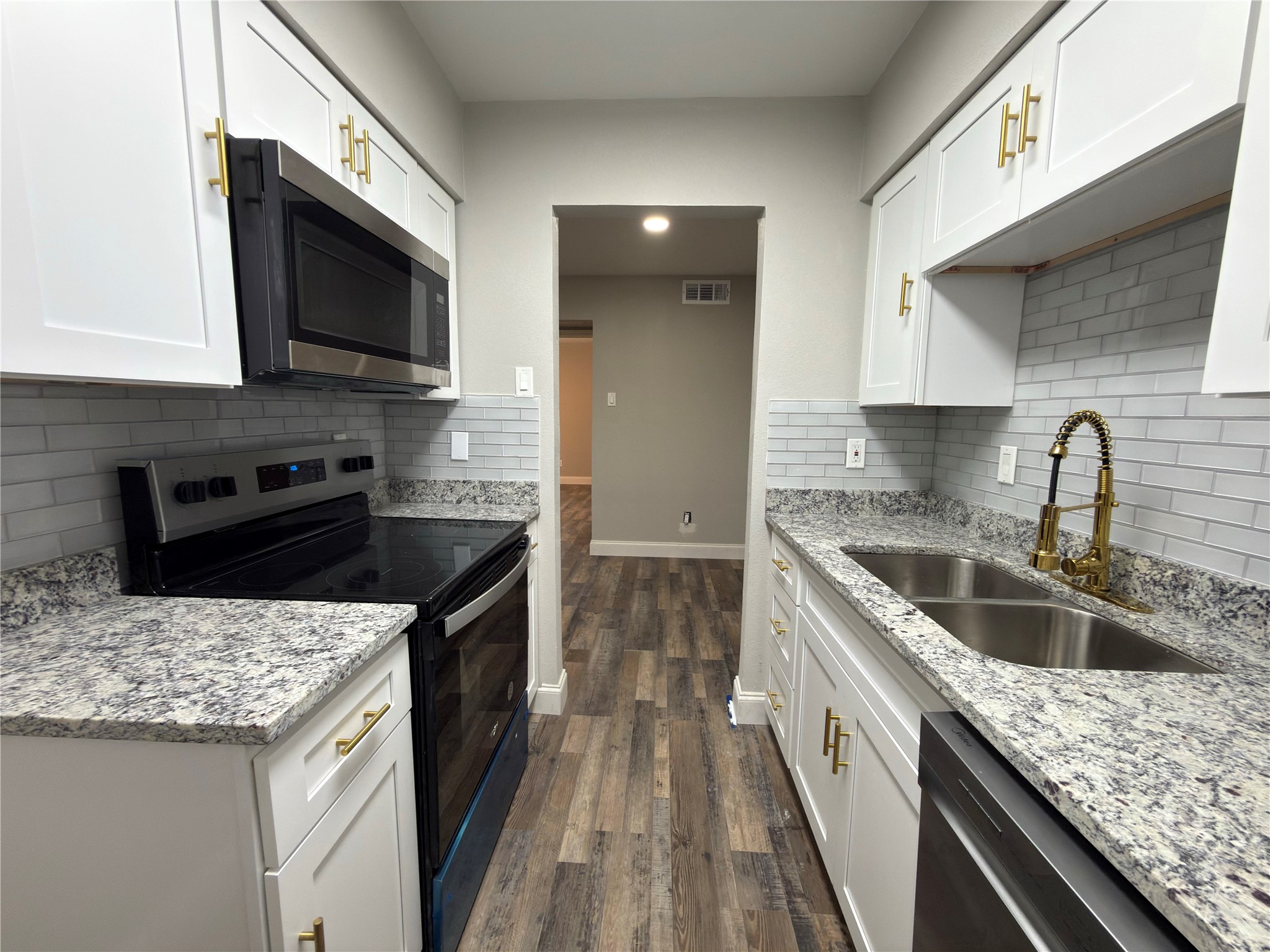 4020 Holland Avenue Dallas TX 75219