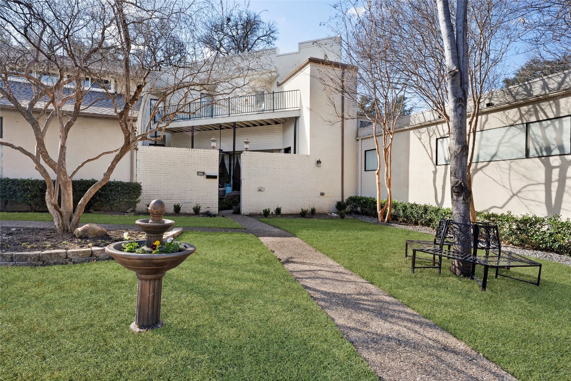 6438 Southpoint Drive Dallas TX 75248